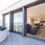 Luxury Penthouse Cosmacendi アパート ザダル