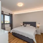 Luxury Penthouse Cosmacendi * ザダル