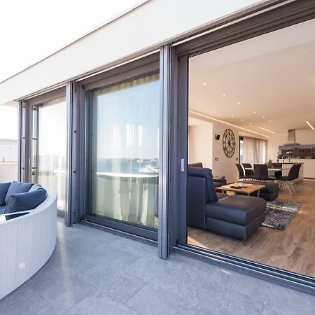 Luxury Penthouse Cosmacendi Διαμέρισμα Ζαντάρ