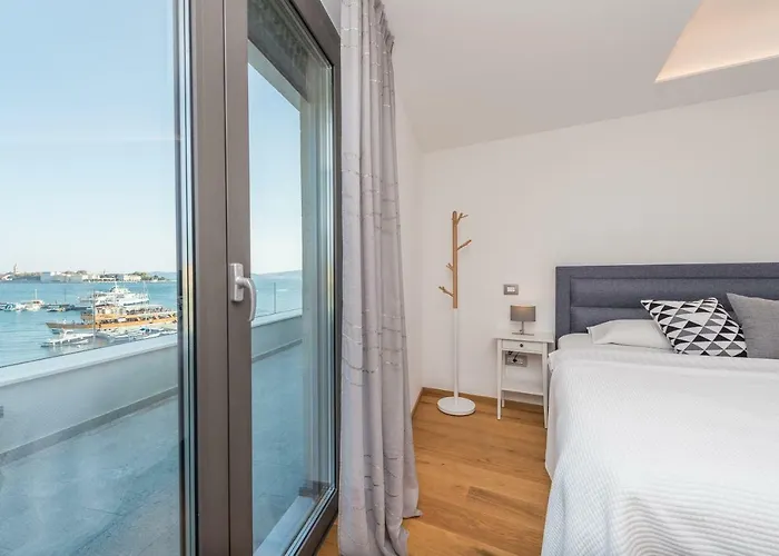 Apartment Luxury Penthouse Cosmacendi *